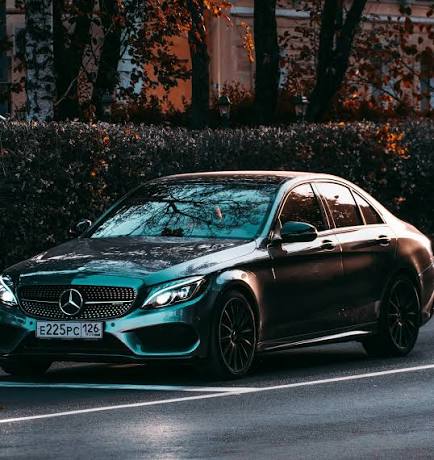 Mercedes E-Class Luxury Rental Car Services in Jaipur – Executive Luxury for Every Journey