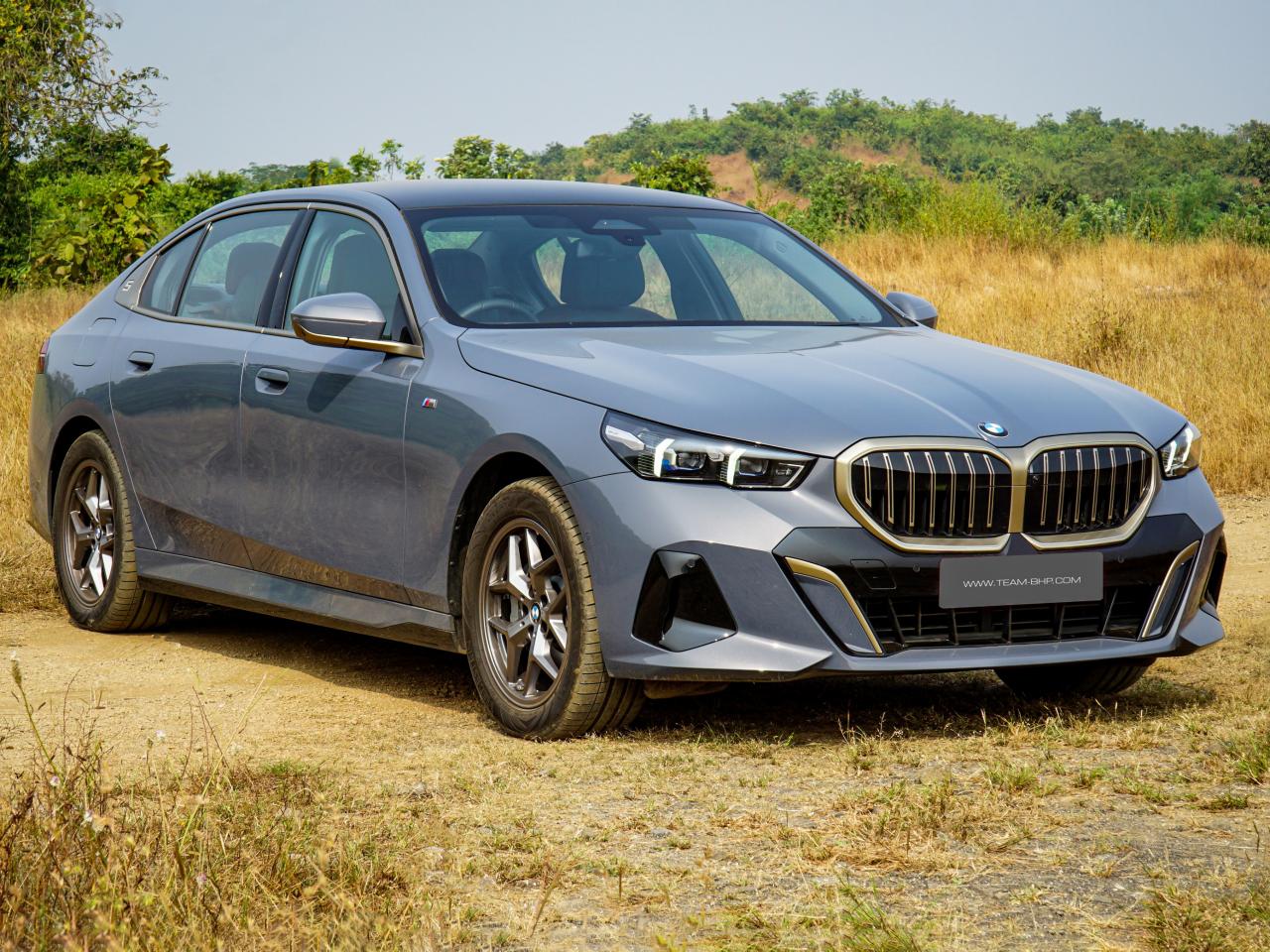 BMW 5 Series — BMW 5 Series rental Jaipur, Top BMW 5 Series rental Jaipur, BMW 5 Series wedding car rental Jaipur