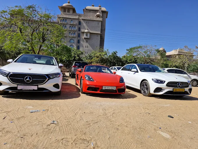 Book your dream car Jaipur — book luxury car in Jaipur, luxury car rental Jaipur with driver, rent luxury car in Jaipur