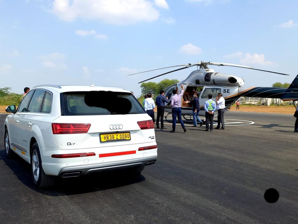 Luxury sedan collection Jaipur — luxury sedan rental Jaipur, premium sedan rental Jaipur, luxury car rental Jaipur for wedding, wedding car rental Jaipur